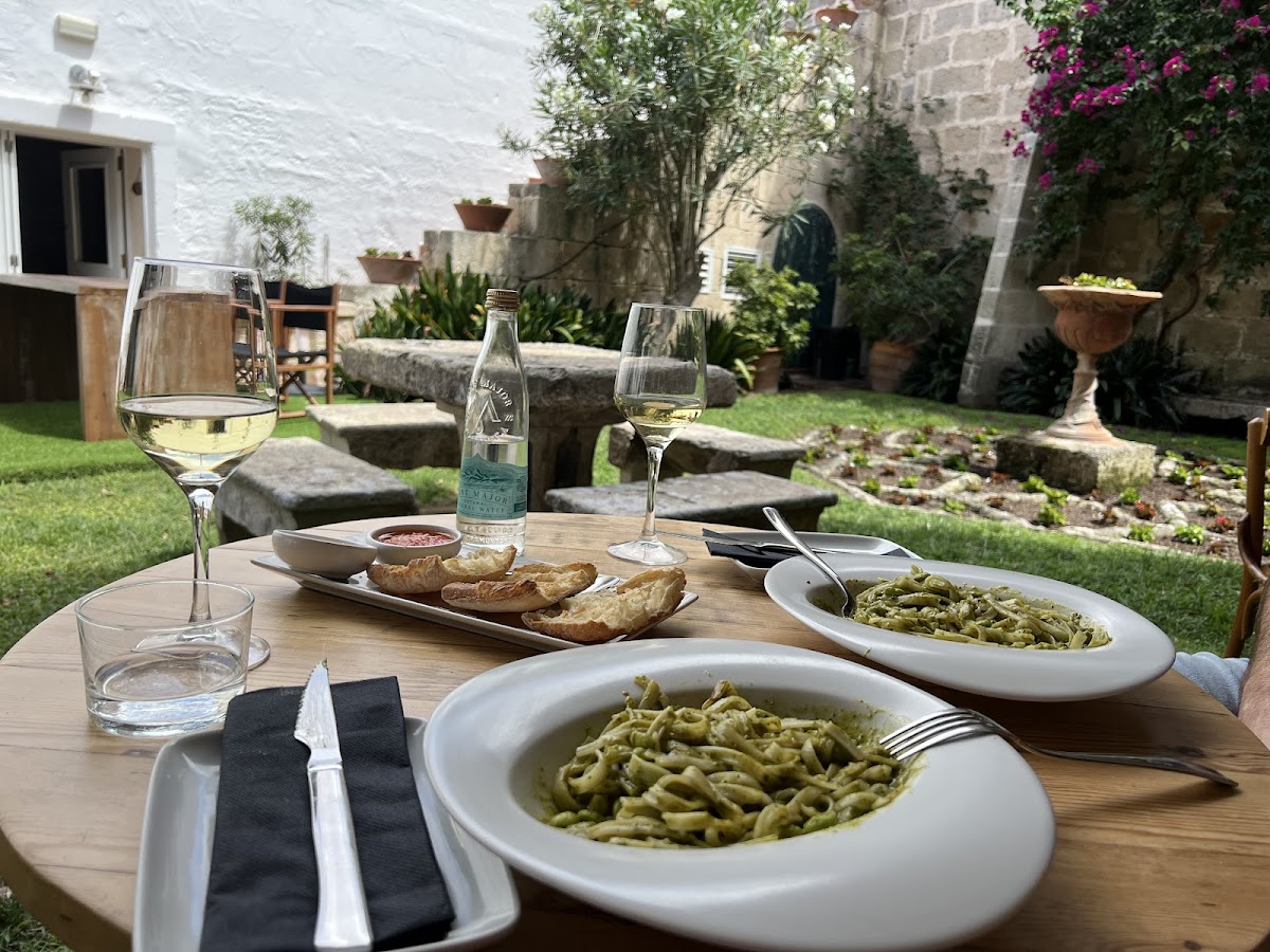 Moriarty Gintonic Club-3