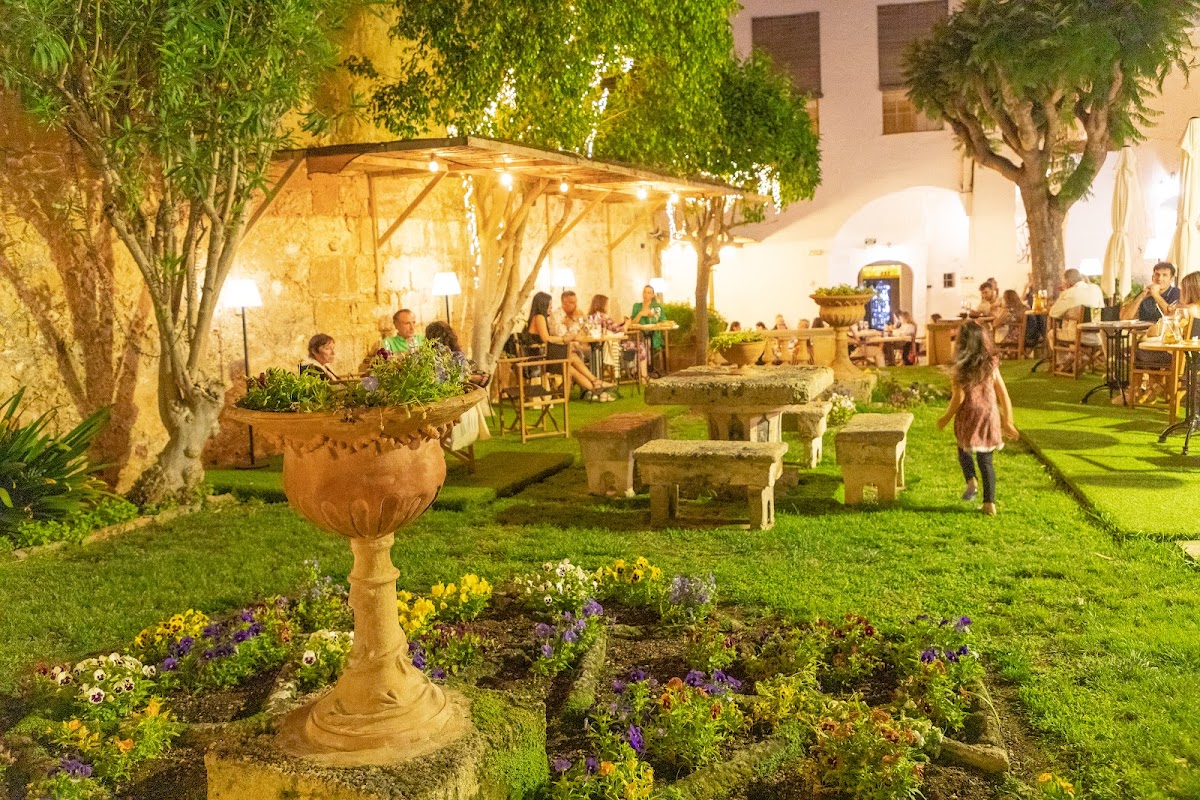 Moriarty Gintonic Club-4